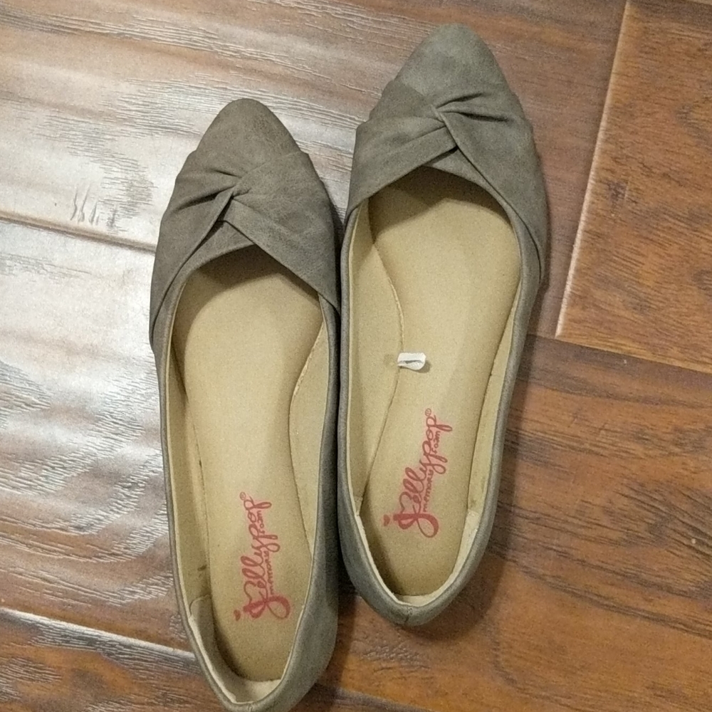 Dressy slip on